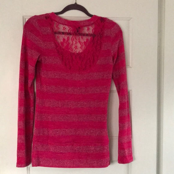 Pink sweater. Medium. Rue 21 - Picture 2 of 3